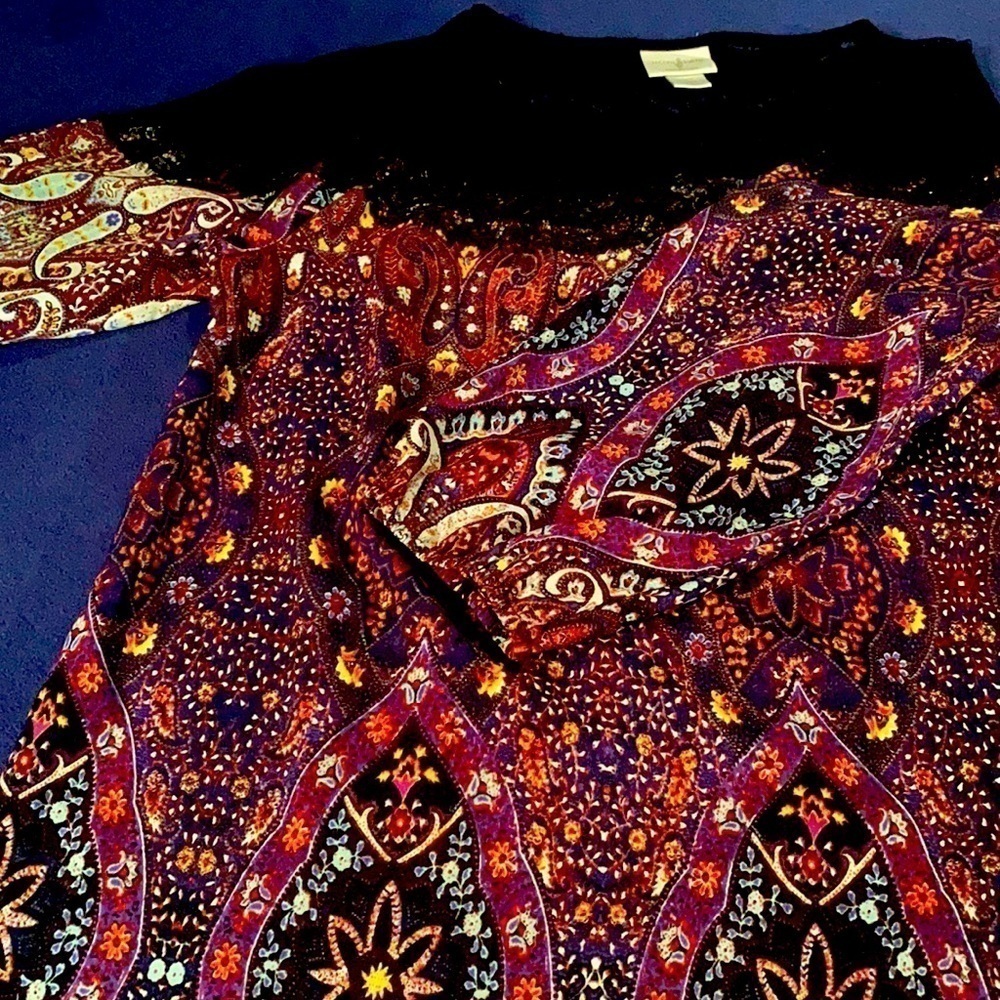 3/$20.  ❤️❤️❤️ HOST PICK!! Small Blouse